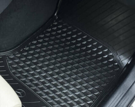 Белый Мерседес Б-класс, объемом двигателя 0 л и пробегом 117 тыс. км за 10550 $, фото 42 на Automoto.ua