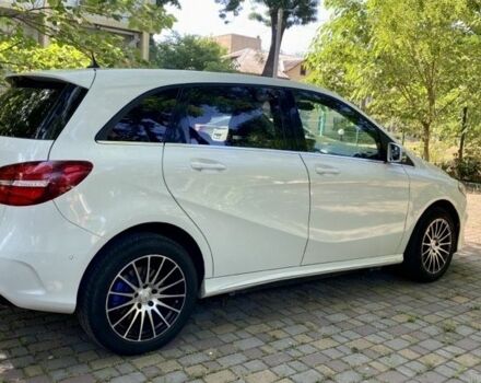 Белый Мерседес Б-класс, объемом двигателя 0 л и пробегом 57 тыс. км за 13900 $, фото 22 на Automoto.ua