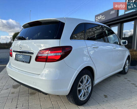 Білий Мерседес Б-клас, об'ємом двигуна 0 л та пробігом 63 тис. км за 11900 $, фото 7 на Automoto.ua