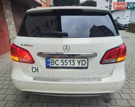 Белый Мерседес Б-класс, объемом двигателя 0 л и пробегом 60 тыс. км за 9999 $, фото 16 на Automoto.ua