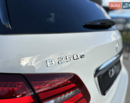 Білий Мерседес Б-клас, об'ємом двигуна 0 л та пробігом 63 тис. км за 11900 $, фото 15 на Automoto.ua