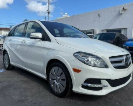 Белый Мерседес Б-класс, объемом двигателя 0 л и пробегом 79 тыс. км за 7000 $, фото 2 на Automoto.ua