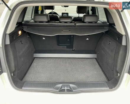 Белый Мерседес Б-класс, объемом двигателя 0 л и пробегом 57 тыс. км за 14400 $, фото 15 на Automoto.ua