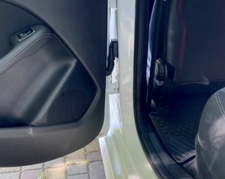 Белый Мерседес Б-класс, объемом двигателя 0 л и пробегом 57 тыс. км за 13900 $, фото 11 на Automoto.ua