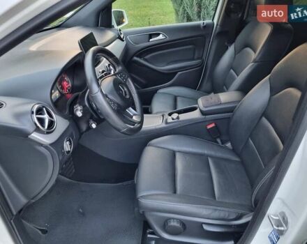 Білий Мерседес Б-клас, об'ємом двигуна 1.5 л та пробігом 269 тис. км за 15750 $, фото 17 на Automoto.ua