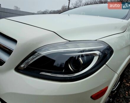 Білий Мерседес Б-клас, об'ємом двигуна 0 л та пробігом 179 тис. км за 9000 $, фото 35 на Automoto.ua