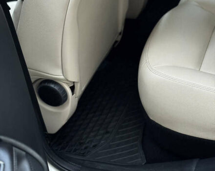 Белый Мерседес Б-класс, объемом двигателя 0 л и пробегом 117 тыс. км за 10550 $, фото 35 на Automoto.ua