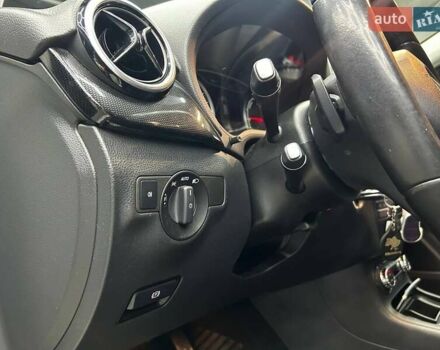 Белый Мерседес Б-класс, объемом двигателя 0 л и пробегом 120 тыс. км за 11800 $, фото 21 на Automoto.ua