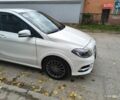 Белый Мерседес Б-класс, объемом двигателя 0 л и пробегом 120 тыс. км за 12500 $, фото 3 на Automoto.ua