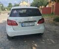 Белый Мерседес Б-класс, объемом двигателя 0 л и пробегом 93 тыс. км за 10700 $, фото 2 на Automoto.ua