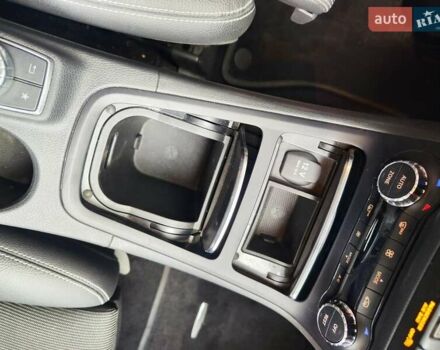 Белый Мерседес Б-класс, объемом двигателя 0 л и пробегом 60 тыс. км за 9999 $, фото 28 на Automoto.ua