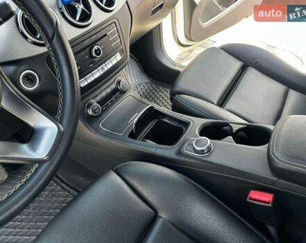 Білий Мерседес Б-клас, об'ємом двигуна 0 л та пробігом 85 тис. км за 10499 $, фото 7 на Automoto.ua