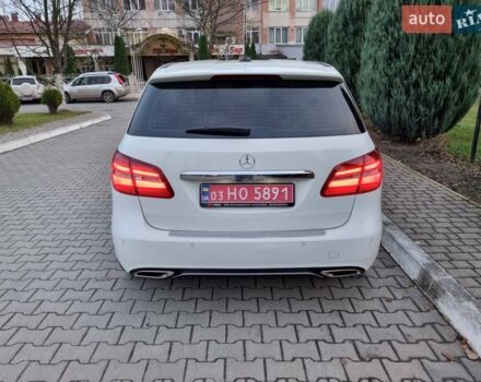 Білий Мерседес Б-клас, об'ємом двигуна 1.5 л та пробігом 269 тис. км за 14250 $, фото 4 на Automoto.ua