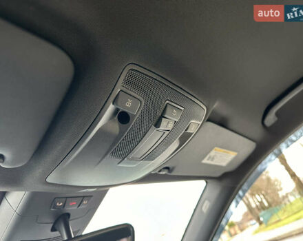 Белый Мерседес Б-класс, объемом двигателя 0 л и пробегом 40 тыс. км за 13750 $, фото 42 на Automoto.ua