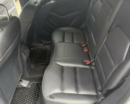 Белый Мерседес Б-класс, объемом двигателя 0 л и пробегом 77 тыс. км за 12900 $, фото 11 на Automoto.ua