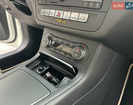 Белый Мерседес Б-класс, объемом двигателя 0 л и пробегом 40 тыс. км за 13750 $, фото 60 на Automoto.ua