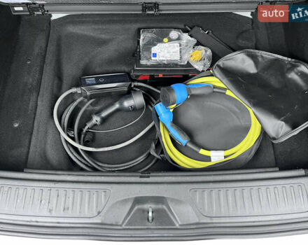 Білий Мерседес Б-клас, об'ємом двигуна 0 л та пробігом 96 тис. км за 9600 $, фото 11 на Automoto.ua