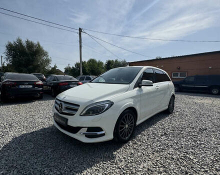 Белый Мерседес Б-класс, объемом двигателя 0 л и пробегом 117 тыс. км за 14500 $, фото 2 на Automoto.ua