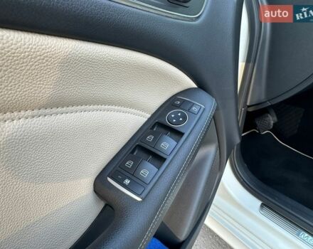 Білий Мерседес Б-клас, об'ємом двигуна 0 л та пробігом 40 тис. км за 13599 $, фото 39 на Automoto.ua