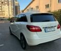 Белый Мерседес Б-класс, объемом двигателя 0 л и пробегом 108 тыс. км за 12500 $, фото 16 на Automoto.ua