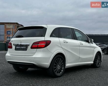 Белый Мерседес Б-класс, объемом двигателя 0 л и пробегом 47 тыс. км за 10699 $, фото 10 на Automoto.ua