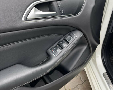 Білий Мерседес Б-клас, об'ємом двигуна 0 л та пробігом 96 тис. км за 9600 $, фото 17 на Automoto.ua