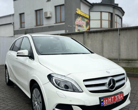 Білий Мерседес Б-клас, об'ємом двигуна 0 л та пробігом 96 тис. км за 9600 $, фото 2 на Automoto.ua