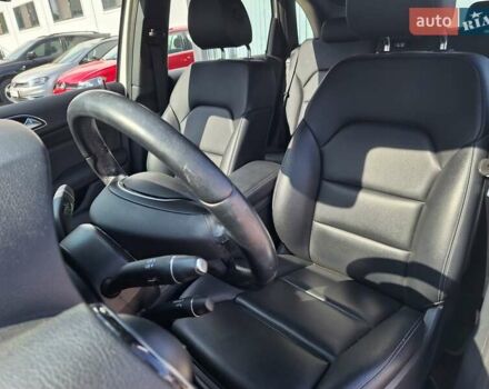 Белый Мерседес Б-класс, объемом двигателя 0 л и пробегом 82 тыс. км за 12300 $, фото 22 на Automoto.ua