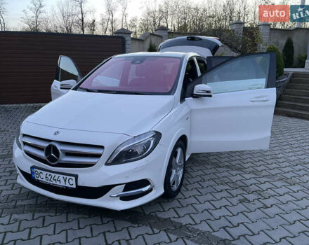 Белый Мерседес Б-класс, объемом двигателя 0 л и пробегом 65 тыс. км за 13900 $, фото 36 на Automoto.ua