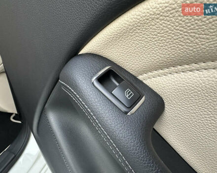 Белый Мерседес Б-класс, объемом двигателя 0 л и пробегом 40 тыс. км за 13750 $, фото 50 на Automoto.ua