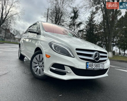 Белый Мерседес Б-класс, объемом двигателя 0 л и пробегом 40 тыс. км за 13699 $, фото 18 на Automoto.ua