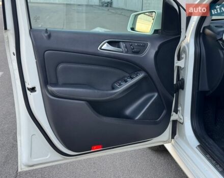 Белый Мерседес Б-класс, объемом двигателя 1.99 л и пробегом 158 тыс. км за 11999 $, фото 9 на Automoto.ua