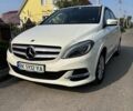Белый Мерседес Б-класс, объемом двигателя 0 л и пробегом 115 тыс. км за 10700 $, фото 1 на Automoto.ua