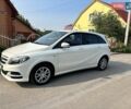 Белый Мерседес Б-класс, объемом двигателя 0 л и пробегом 115 тыс. км за 10700 $, фото 2 на Automoto.ua