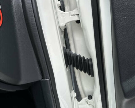 Белый Мерседес Б-класс, объемом двигателя 2.2 л и пробегом 192 тыс. км за 14600 $, фото 22 на Automoto.ua