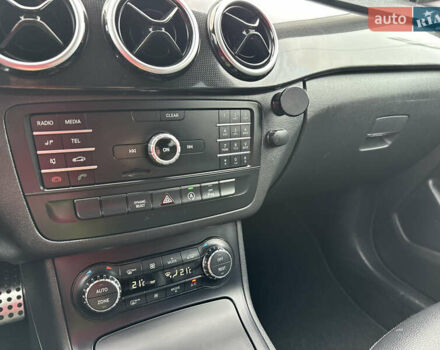 Белый Мерседес Б-класс, объемом двигателя 2.2 л и пробегом 192 тыс. км за 14600 $, фото 47 на Automoto.ua