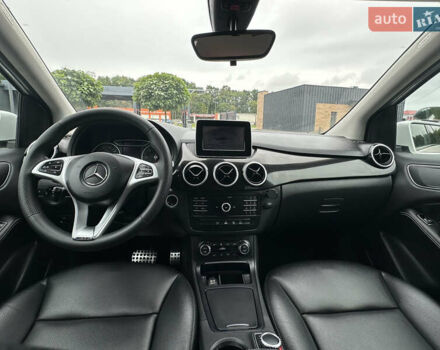 Белый Мерседес Б-класс, объемом двигателя 2.2 л и пробегом 192 тыс. км за 14600 $, фото 33 на Automoto.ua