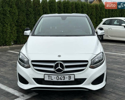 Белый Мерседес Б-класс, объемом двигателя 2.2 л и пробегом 192 тыс. км за 14600 $, фото 3 на Automoto.ua