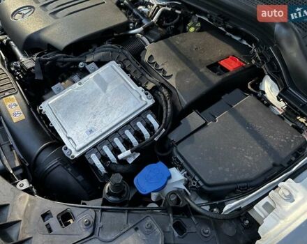 Білий Мерседес Б-клас, об'ємом двигуна 2 л та пробігом 331 тис. км за 19800 $, фото 62 на Automoto.ua