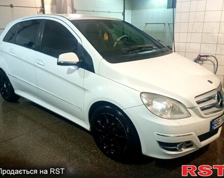Білий Мерседес Б-клас, об'ємом двигуна 1.7 л та пробігом 0 тис. км за 7300 $, фото 1 на Automoto.ua