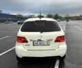 Мерседес Б-клас 2009 у Дніпро (Дніпропетровську) на Automoto.ua Білий Мерседес Б-клас, об'ємом двигуна 1.7 л та пробігом 180 тис. км за 7800 $, фото 3 на Automoto.ua