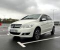 Мерседес Б-клас 2009 у Дніпро (Дніпропетровську) на Automoto.ua Білий Мерседес Б-клас, об'ємом двигуна 1.7 л та пробігом 180 тис. км за 7800 $, фото 1 на Automoto.ua