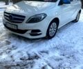 Белый Мерседес Б-класс, объемом двигателя 0 л и пробегом 900 тыс. км за 11200 $, фото 1 на Automoto.ua