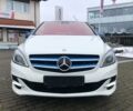 Белый Мерседес Б-класс, объемом двигателя 0 л и пробегом 70 тыс. км за 25000 $, фото 2 на Automoto.ua