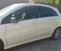 Білий Мерседес Б-клас, об'ємом двигуна 0 л та пробігом 100 тис. км за 8000 $, фото 1 на Automoto.ua