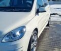 Білий Мерседес Б-клас, об'ємом двигуна 0 л та пробігом 103 тис. км за 8999 $, фото 1 на Automoto.ua