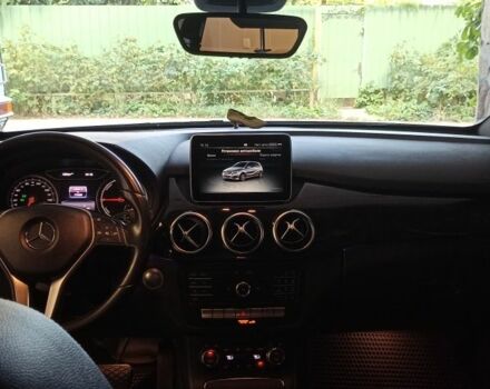 Білий Мерседес Б-клас, об'ємом двигуна 0 л та пробігом 104 тис. км за 11900 $, фото 1 на Automoto.ua