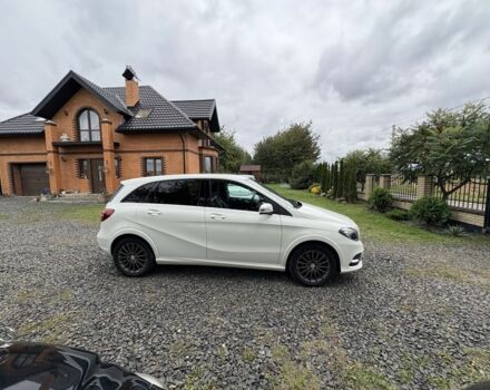 Білий Мерседес Б-клас, об'ємом двигуна 0 л та пробігом 126 тис. км за 9200 $, фото 12 на Automoto.ua