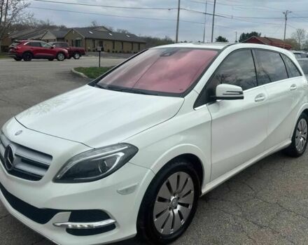 Мерседес Б-класс 2016 в Виннице на Automoto.ua Белый Мерседес Б-класс, объемом двигателя 0 л и пробегом 72 тыс. км за 7000 $, фото 2 на Automoto.ua