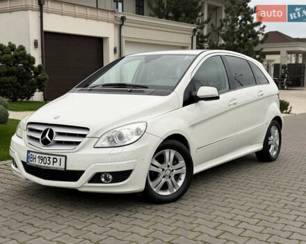 Білий Мерседес Б-клас, об'ємом двигуна 1.7 л та пробігом 98 тис. км за 7500 $, фото 1 на Automoto.ua